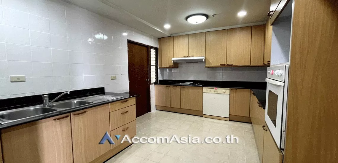 4  3 br Apartment For Rent in Sukhumvit ,Bangkok BTS Asok - MRT Sukhumvit at Comfortable for Living 1410491