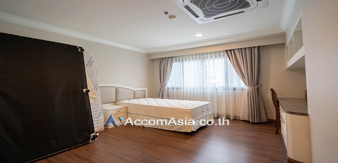 8  3 br Apartment For Rent in Sukhumvit ,Bangkok BTS Asok - MRT Sukhumvit at Perfect Apartment for Big Family, Prime Location Near Main Street 1410492