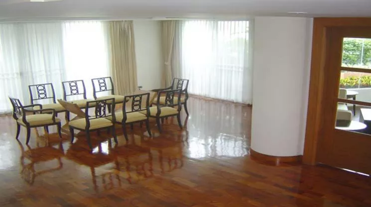 4  3 br Apartment For Rent in Sukhumvit ,Bangkok BTS Nana at Fully Furnished Suites 1410527