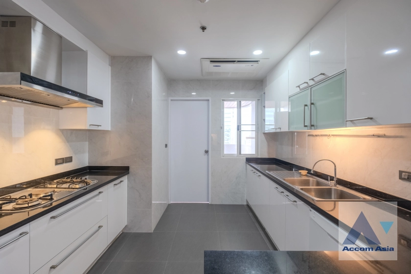 unitBig Balcony, Duplex Condo, Pet friendly |  3 Bedrooms  Apartment For Rent & Sale in Sukhumvit, Bangkok  near BTS Nana (1410527)