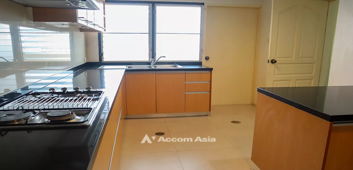 6  2 br Apartment For Rent in Sukhumvit ,Bangkok BTS Asok - MRT Sukhumvit at Perfect for family 1410530