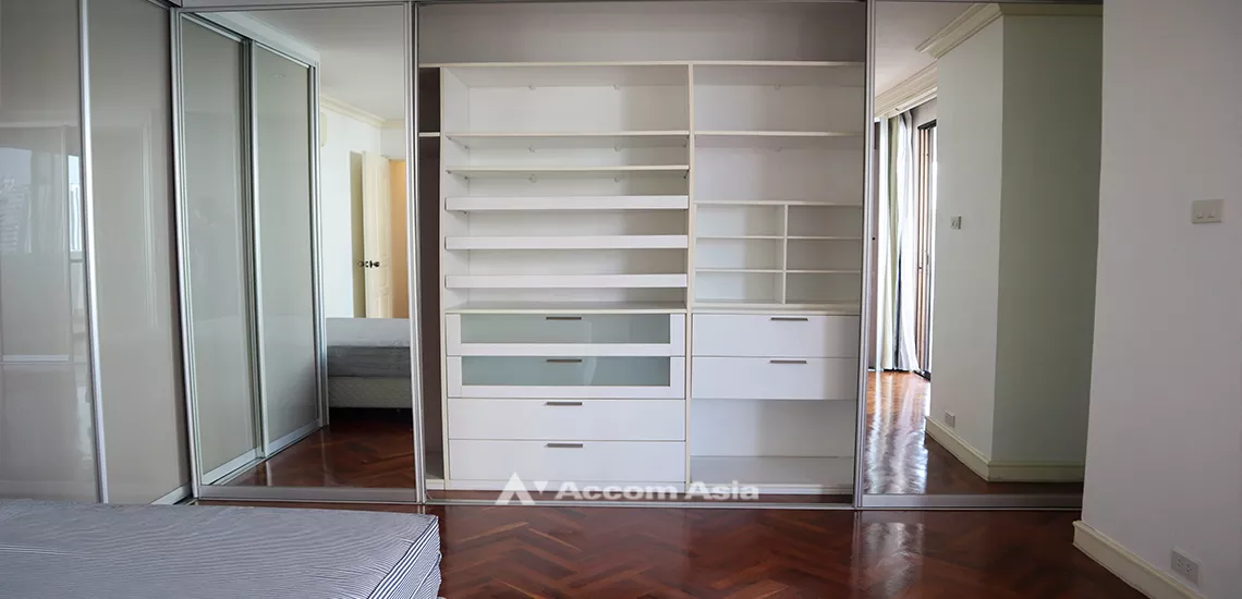11  2 br Apartment For Rent in Sukhumvit ,Bangkok BTS Asok - MRT Sukhumvit at Perfect for family 1410530