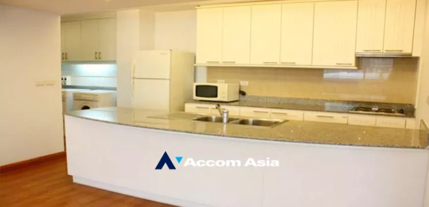 6  2 br Apartment For Rent in Ploenchit ,Bangkok BTS Ratchadamri at Step to Lumpini Park 1510546