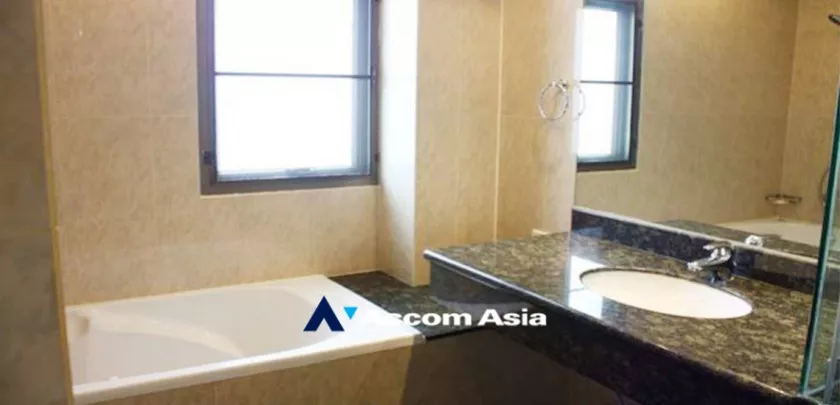 9  2 br Apartment For Rent in Ploenchit ,Bangkok BTS Ratchadamri at Step to Lumpini Park 1510546