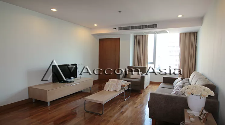 unit 2 Bedrooms  Apartment For Rent in Sukhumvit, Bangkok  near BTS Phrom Phong (1510552)
