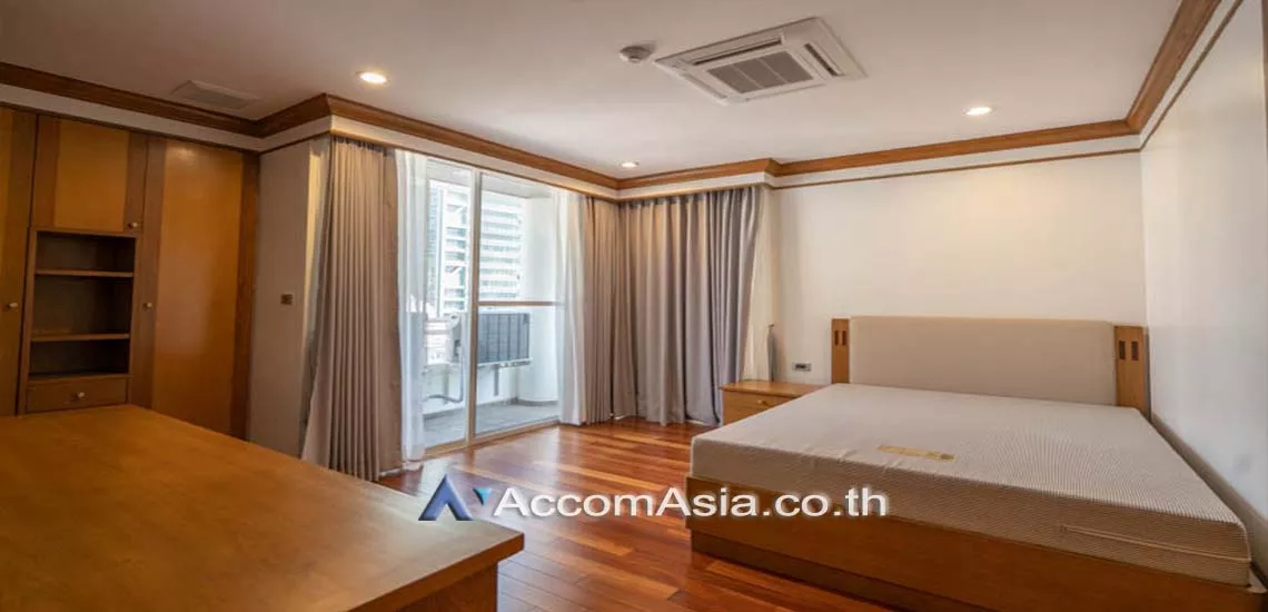 6  3 br Apartment For Rent in Sathorn ,Bangkok BTS Chong Nonsi at Classic Contemporary Style 1000603