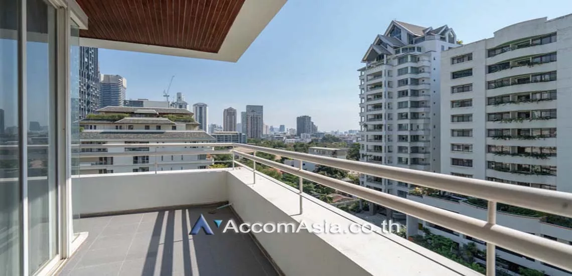 4  3 br Apartment For Rent in Sathorn ,Bangkok BTS Chong Nonsi at Classic Contemporary Style 1000603