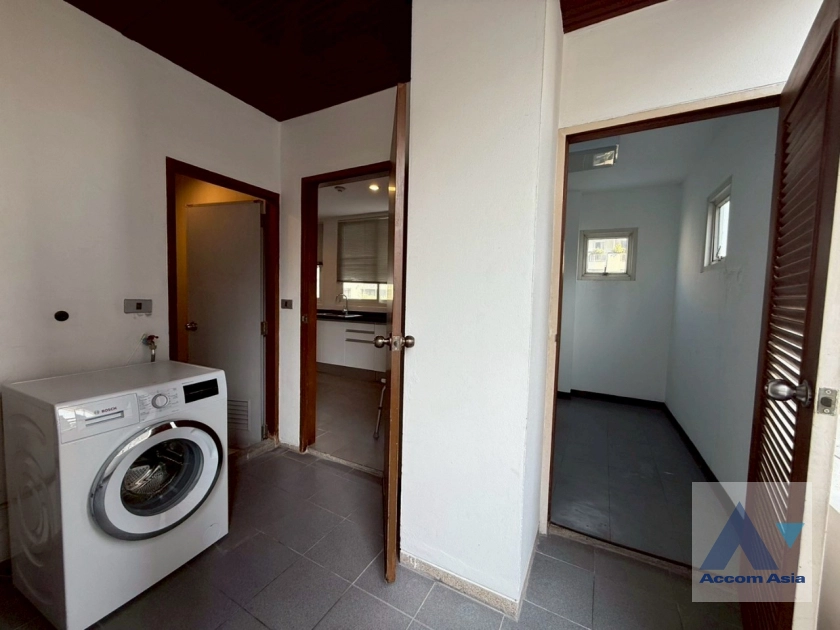 22  3 br Apartment for rent and sale in Sathorn ,Bangkok BTS Chong Nonsi at Classic Contemporary Style 1000603