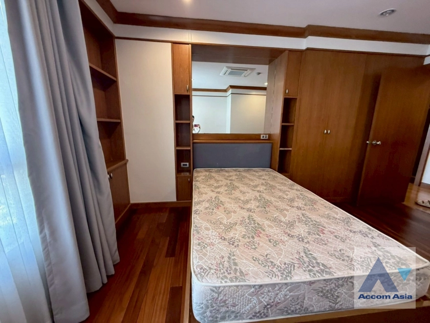 13  3 br Apartment for rent and sale in Sathorn ,Bangkok BTS Chong Nonsi at Classic Contemporary Style 1000603