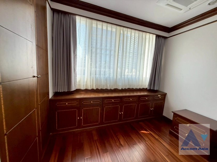 16  3 br Apartment for rent and sale in Sathorn ,Bangkok BTS Chong Nonsi at Classic Contemporary Style 1000603