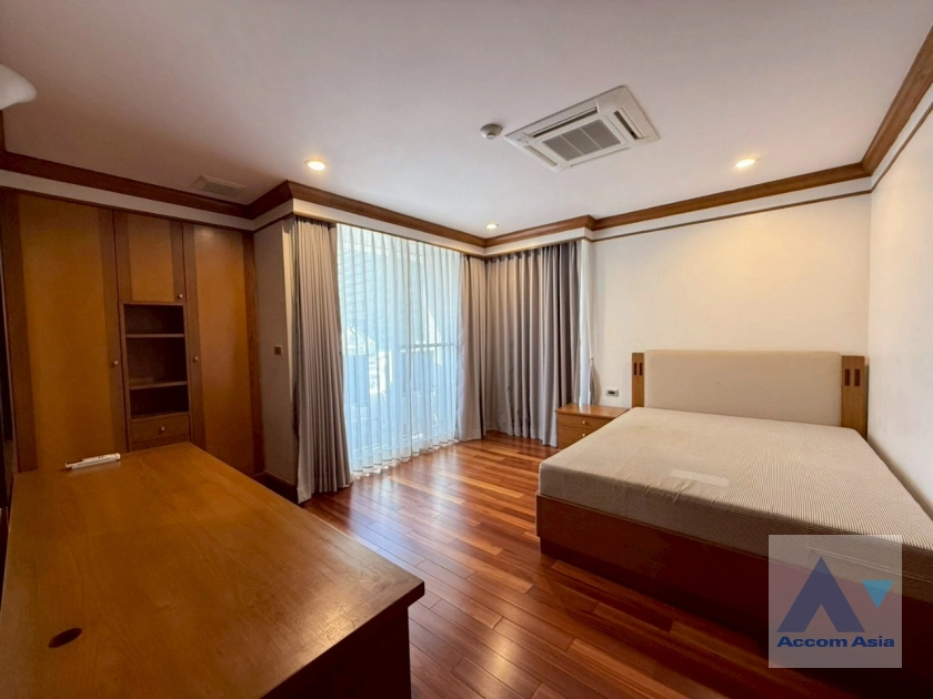 12  3 br Apartment for rent and sale in Sathorn ,Bangkok BTS Chong Nonsi at Classic Contemporary Style 1000603