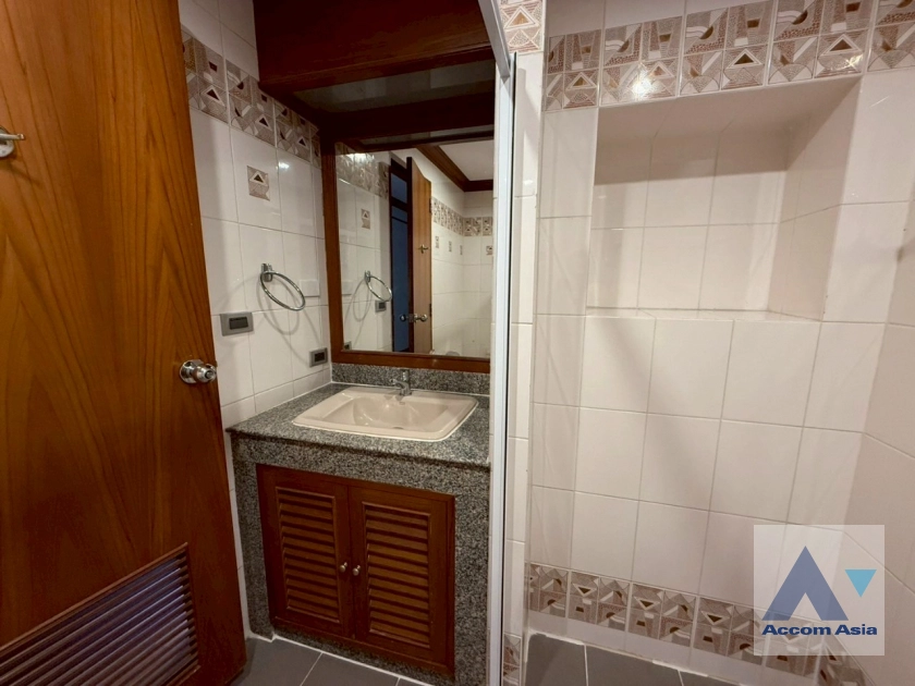 20  3 br Apartment for rent and sale in Sathorn ,Bangkok BTS Chong Nonsi at Classic Contemporary Style 1000603