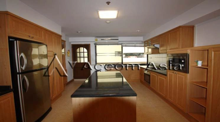 unitPet friendly |  4 Bedrooms  Apartment For Rent & Sale in Sukhumvit, Bangkok  near BTS Phrom Phong (18529)