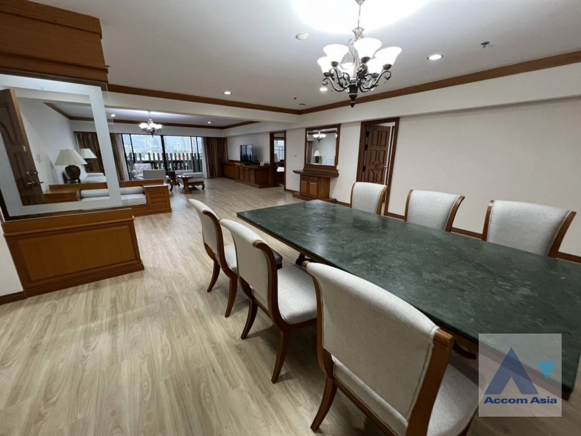 4  4 br Apartment For Rent in Sukhumvit ,Bangkok BTS Phrom Phong at High quality of living 18530