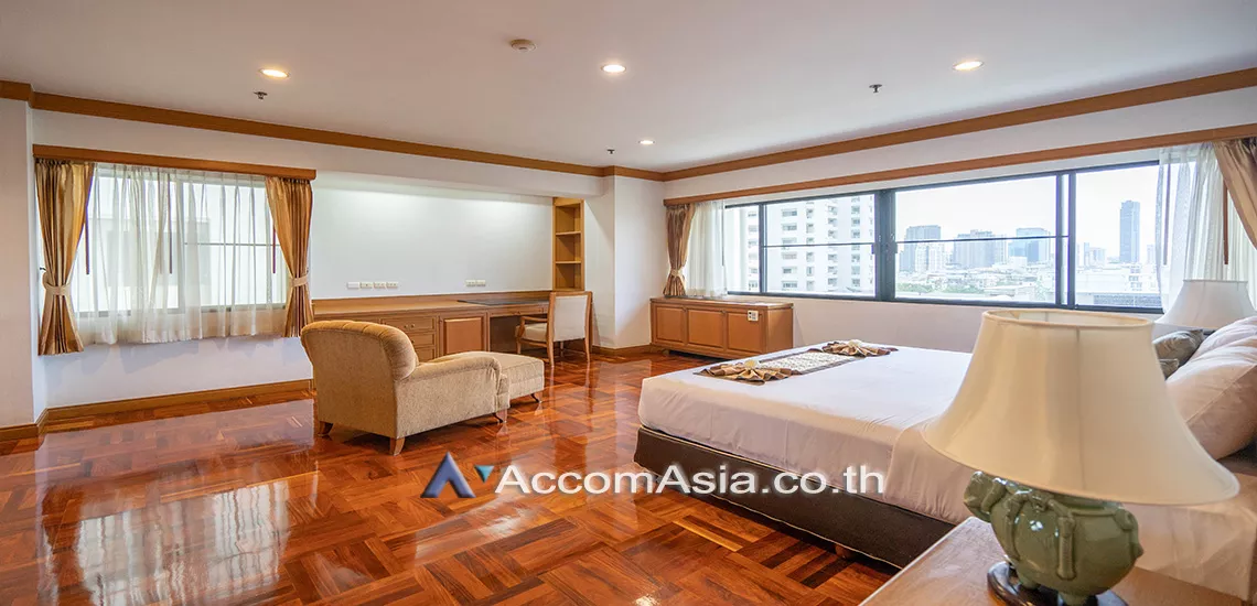 8  3 br Apartment For Rent in Sukhumvit ,Bangkok BTS Phrom Phong at High quality of living 18534