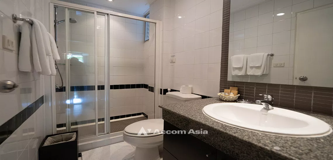 10  3 br Apartment For Rent in Sukhumvit ,Bangkok BTS Nana at Suite for family 20427