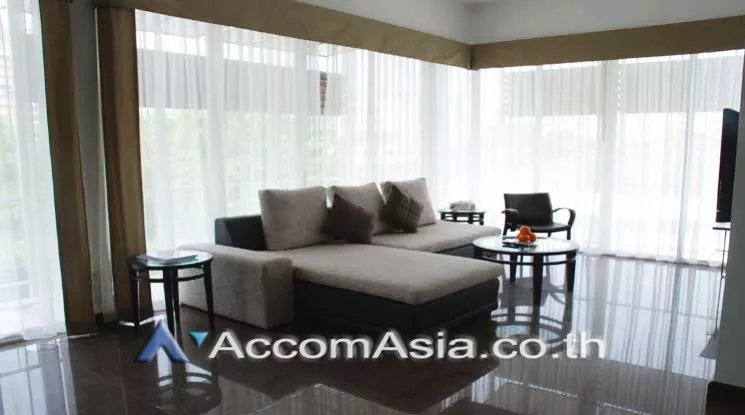  Green atmosphere Apartment  2 Bedroom for Rent BTS Ekkamai in Sukhumvit Bangkok