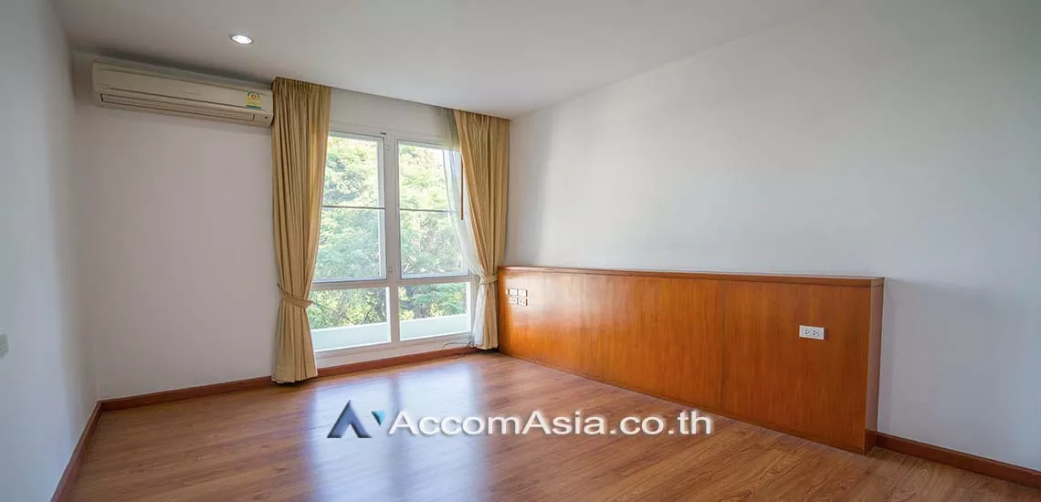 7  4 br Apartment For Rent in Sukhumvit ,Bangkok BTS Thong Lo at Ideal for family living and pet lover 18564