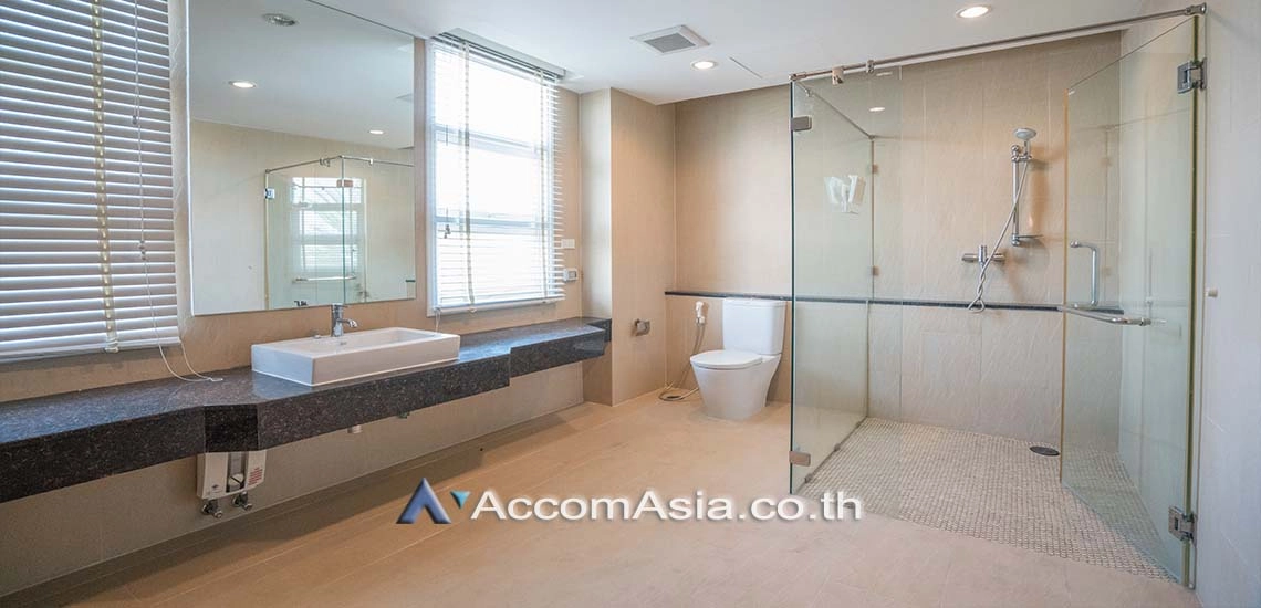 9  3 br Apartment for rent and sale in Sukhumvit ,Bangkok BTS Thong Lo at Ideal for family living and pet lover 18565