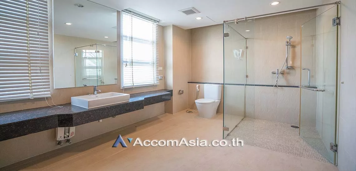 9  3 br Apartment For Rent in Sukhumvit ,Bangkok BTS Thong Lo at Ideal for family living and pet lover 18565
