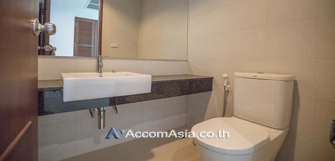 11  3 br Apartment for rent and sale in Sukhumvit ,Bangkok BTS Thong Lo at Ideal for family living and pet lover 18565