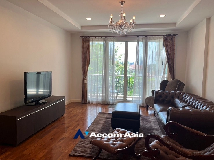 unit 2 Bedrooms  Condominium For Rent & Sale in Sathorn, Bangkok  near MRT Lumphini (28637)