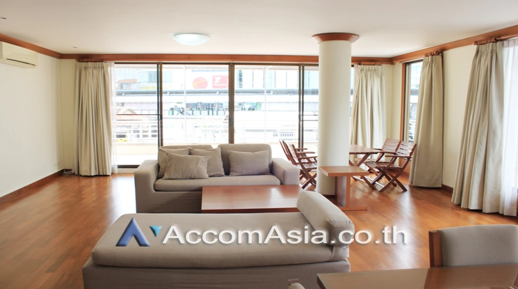 unit 3 Bedrooms  Apartment For Rent in Sukhumvit, Bangkok  near BTS Asok - MRT Sukhumvit (18652)