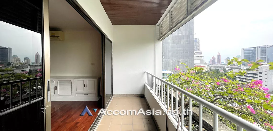  1  3 br Apartment For Rent in Sukhumvit ,Bangkok BTS Phrom Phong at Greenery garden and privacy 1410766