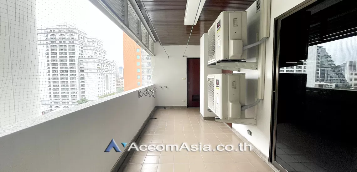 5  3 br Apartment For Rent in Sukhumvit ,Bangkok BTS Phrom Phong at Greenery garden and privacy 1410766