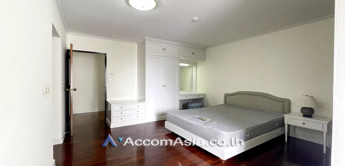 7  3 br Apartment For Rent in Sukhumvit ,Bangkok BTS Phrom Phong at Greenery garden and privacy 1410766