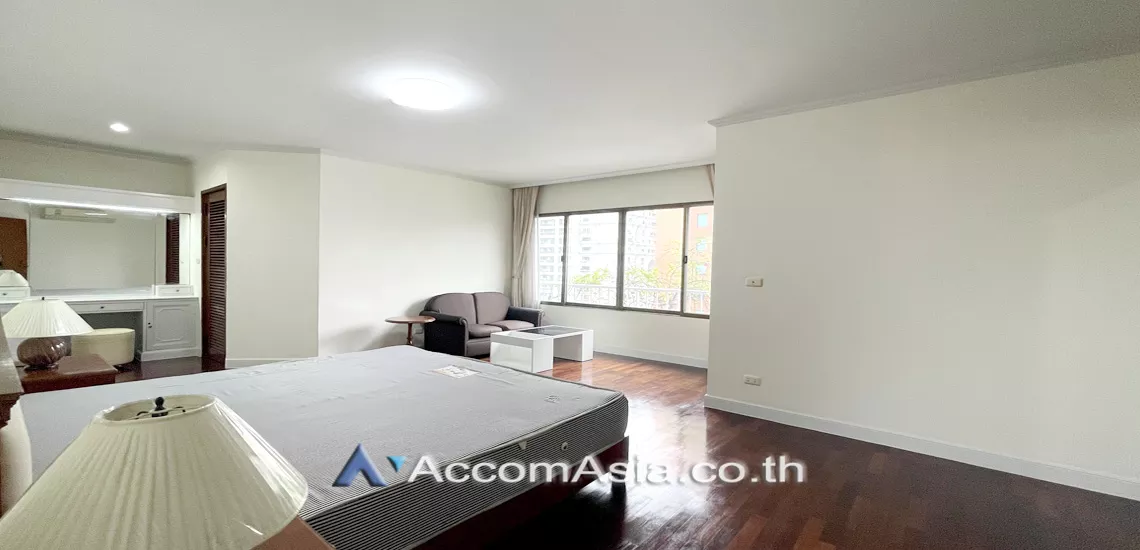 9  3 br Apartment For Rent in Sukhumvit ,Bangkok BTS Phrom Phong at Greenery garden and privacy 1410766