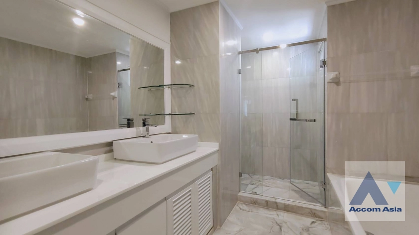 16  3 br Apartment for rent and sale in Sukhumvit ,Bangkok BTS Asok - MRT Sukhumvit at A Classic Style 1410783