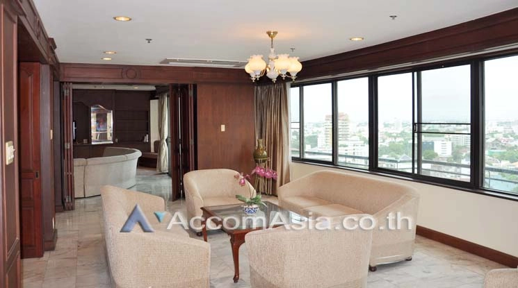 unit 3 Bedrooms  Condominium For Rent & Sale in Sukhumvit, Bangkok  near BTS Thong Lo (20442)