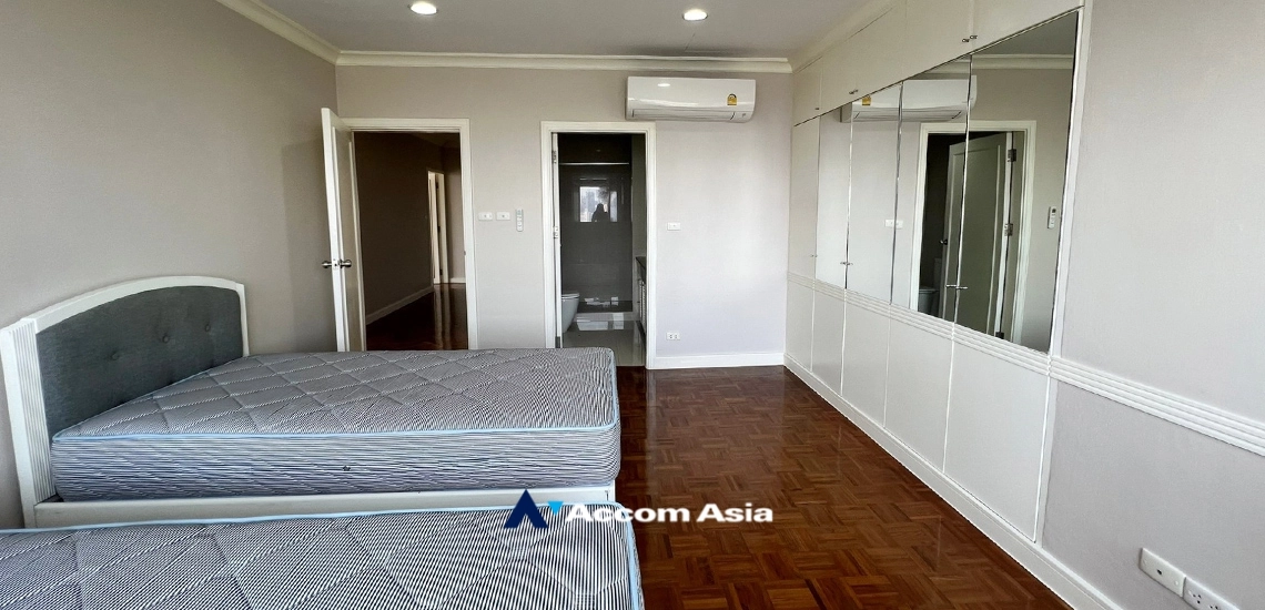 19  3 br Condominium For Rent in Sathorn ,Bangkok MRT Khlong Toei at Baan Yen Akard 1510800
