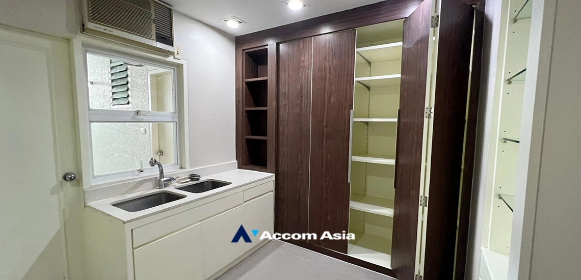 10  3 br Condominium For Rent in Sathorn ,Bangkok MRT Khlong Toei at Baan Yen Akard 1510800