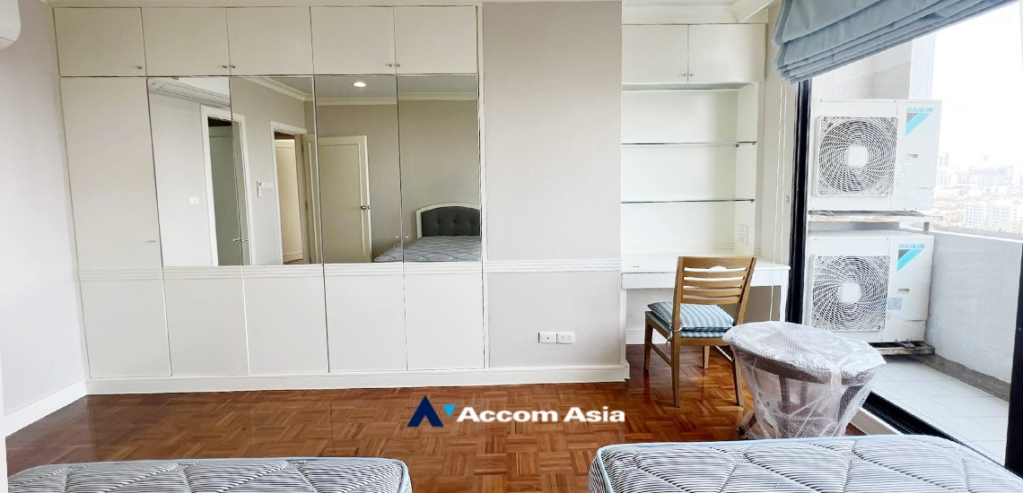 18  3 br Condominium For Rent in Sathorn ,Bangkok MRT Khlong Toei at Baan Yen Akard 1510800