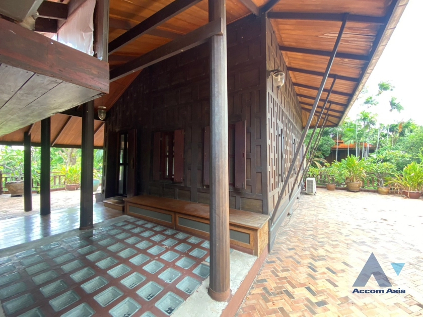 18  4 br House for rent and sale in phaholyothin ,Bangkok  1910823