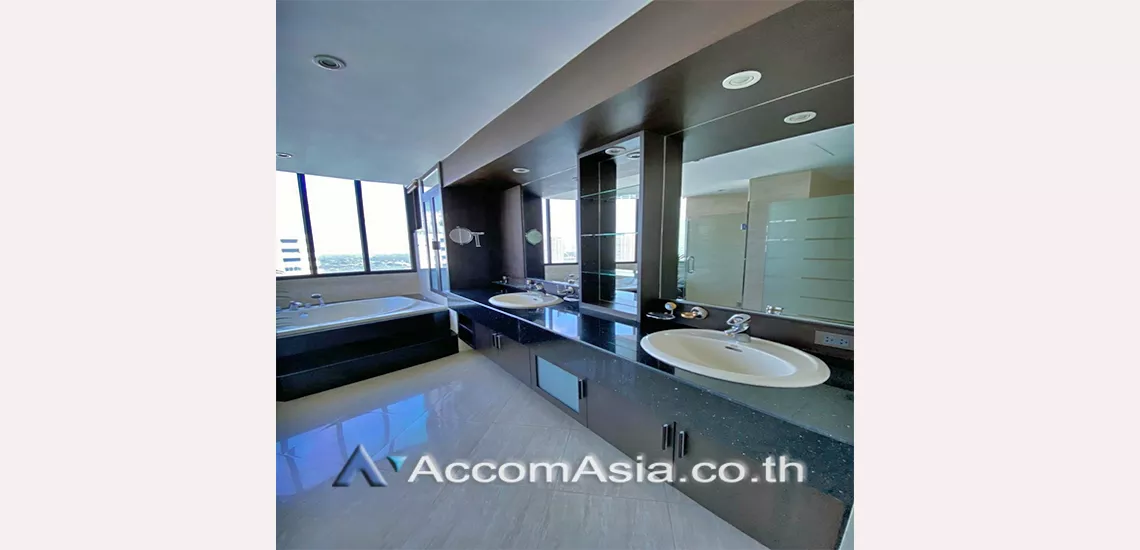 Riverside / River View, Penthouse |  3 Bedrooms  Condominium For Sale in Sathorn, Bangkok  near BRT Wat Dan (1510834)