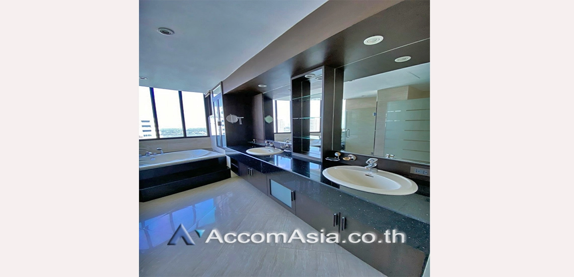  1  3 br Condominium For Sale in Sathorn ,Bangkok BRT Wat Dan at Royal River Place 1510834