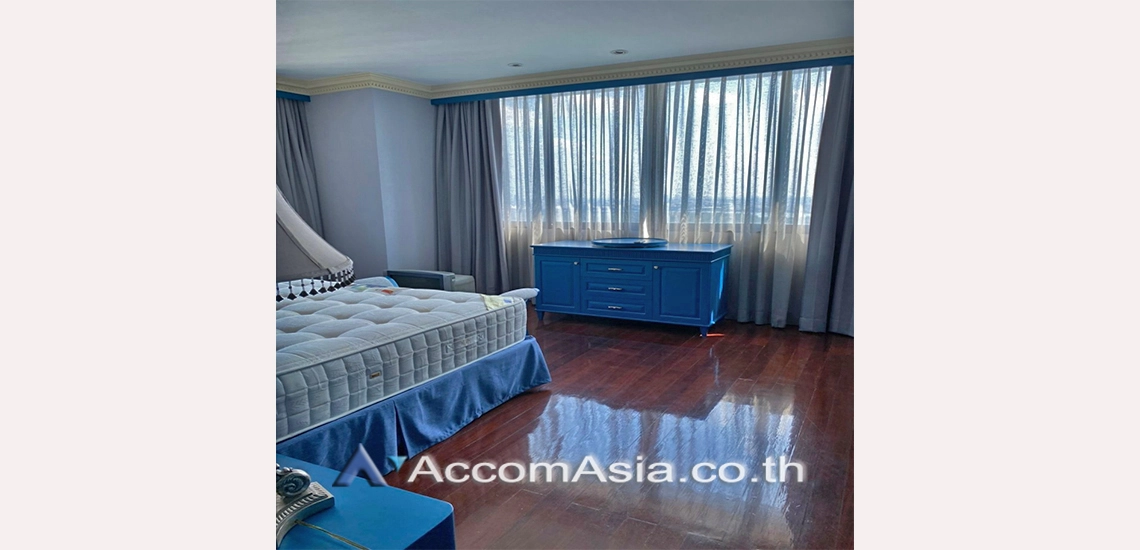 13  3 br Condominium For Sale in Sathorn ,Bangkok BRT Wat Dan at Royal River Place 1510834