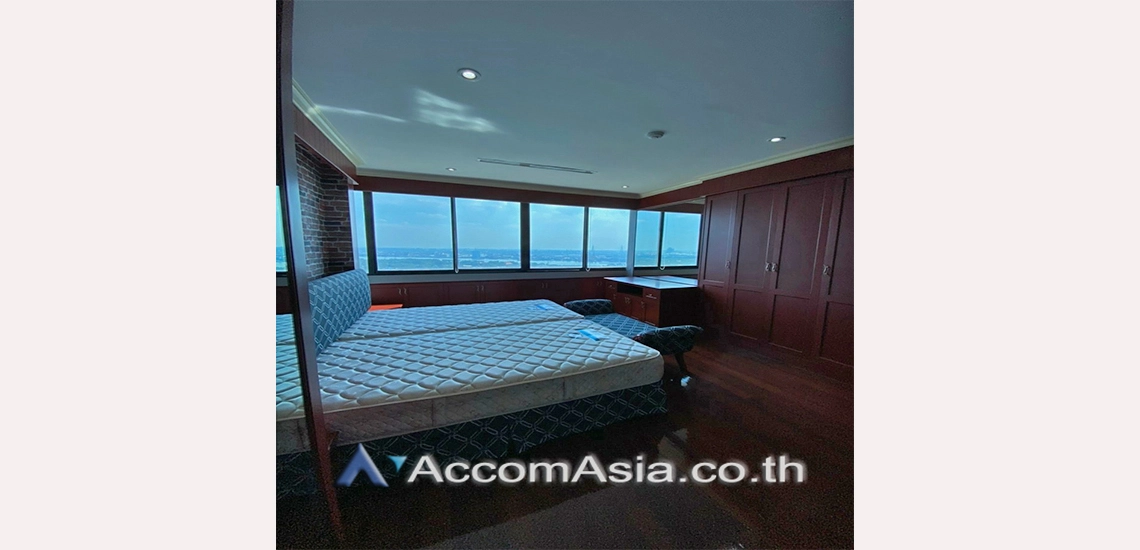 20  3 br Condominium For Sale in Sathorn ,Bangkok BRT Wat Dan at Royal River Place 1510834