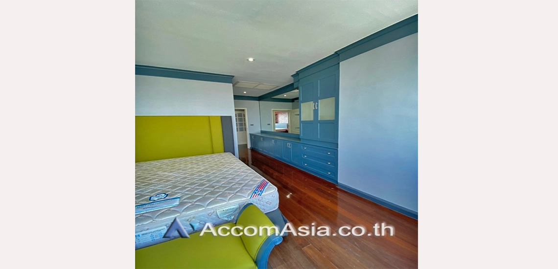 27  3 br Condominium For Sale in Sathorn ,Bangkok BRT Wat Dan at Royal River Place 1510834