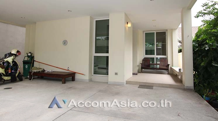 unitHome Office |  4 Bedrooms  House For Rent in Sukhumvit, Bangkok  near BTS Phrom Phong (1710860)