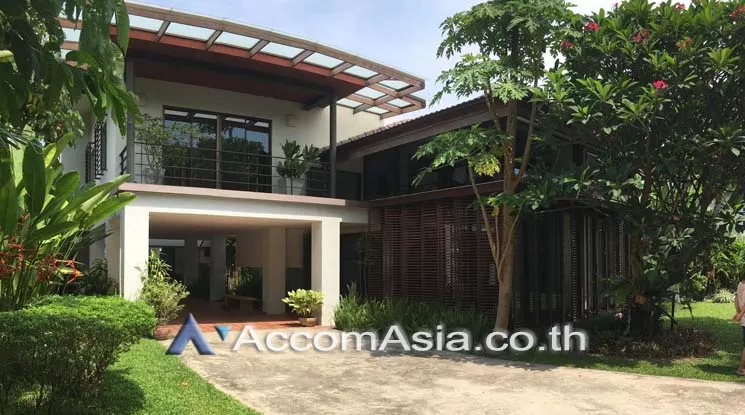  2  5 br House For Sale in Sukhumvit ,Bangkok BTS Ekkamai 10004201