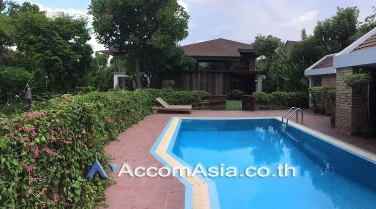 15  5 br House For Sale in Sukhumvit ,Bangkok BTS Ekkamai 10004201