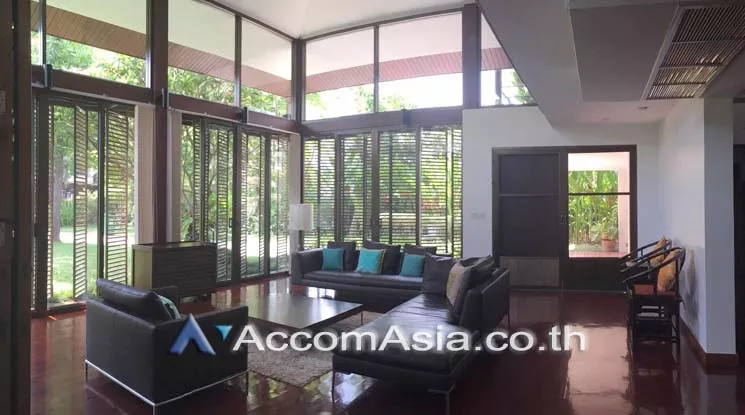  1  5 br House For Sale in Sukhumvit ,Bangkok BTS Ekkamai 10004201