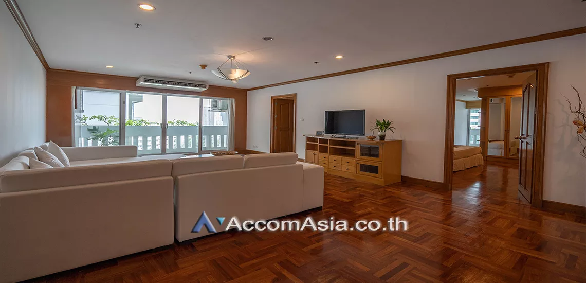 Pet friendly |  4 Bedrooms  Apartment For Rent in Sukhumvit, Bangkok  near BTS Asok - MRT Sukhumvit (1002301)