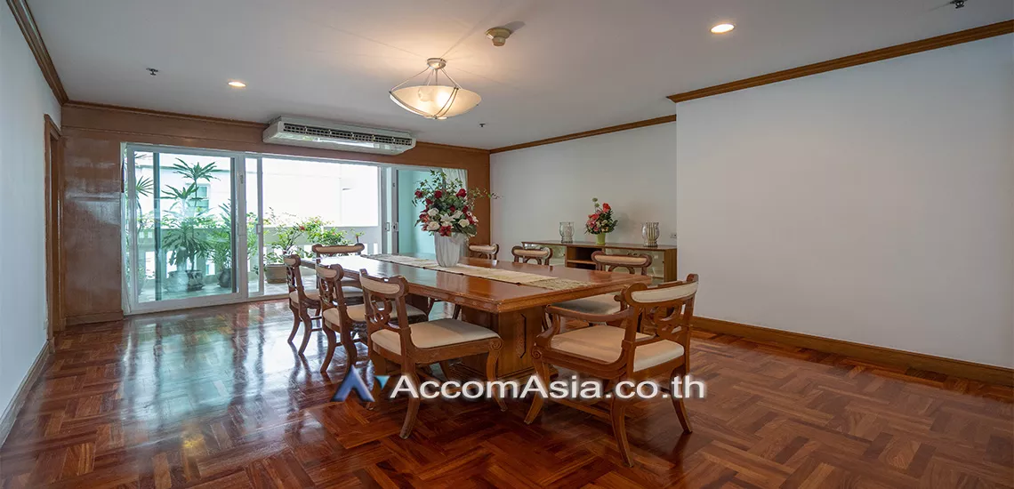  1  4 br Apartment For Rent in Sukhumvit ,Bangkok BTS Asok - MRT Sukhumvit at A Classic Style 1002301