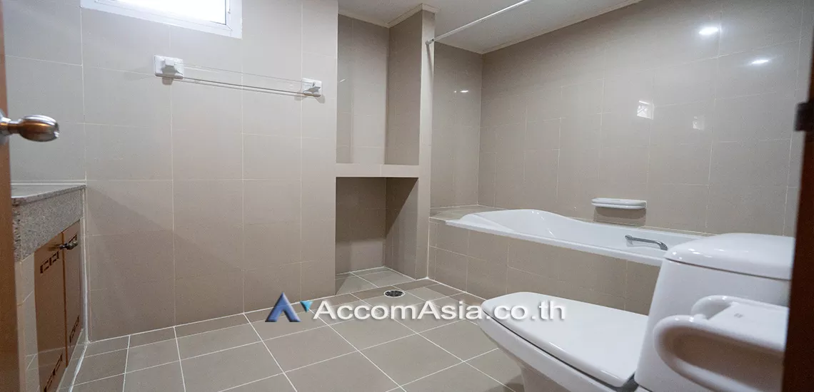 13  4 br Apartment For Rent in Sukhumvit ,Bangkok BTS Asok - MRT Sukhumvit at A Classic Style 1002301