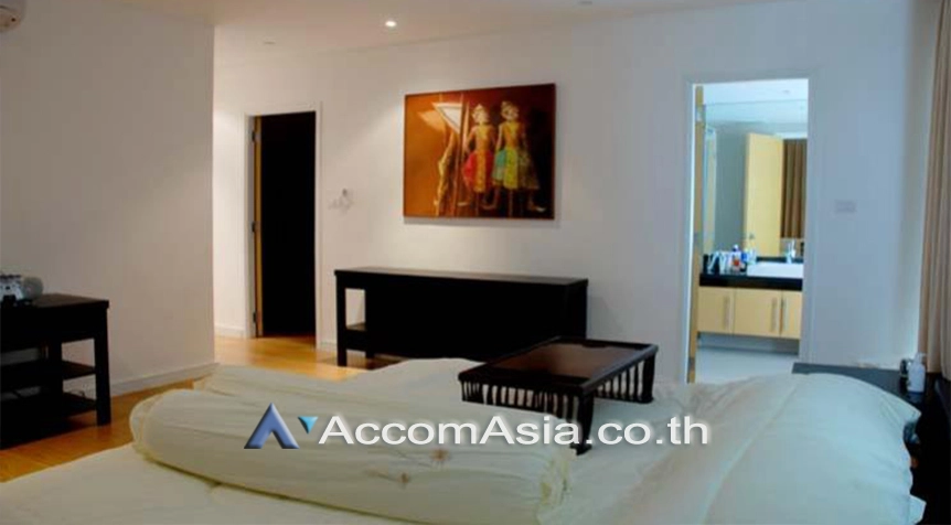 5  3 br Condominium For Rent in Sukhumvit ,Bangkok BTS Ekkamai at Fullerton Sukhumvit 1510900